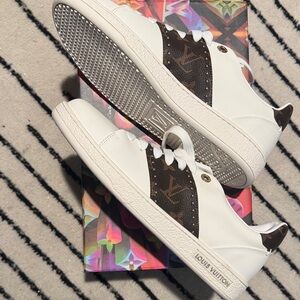Louis Vuitton White and Brown Monogram Sneakers